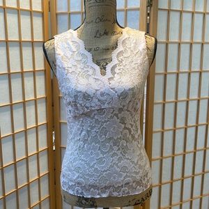 CAbi lace shell